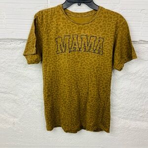 Unbranded cotton Leopard Print Mama Shirt size medium